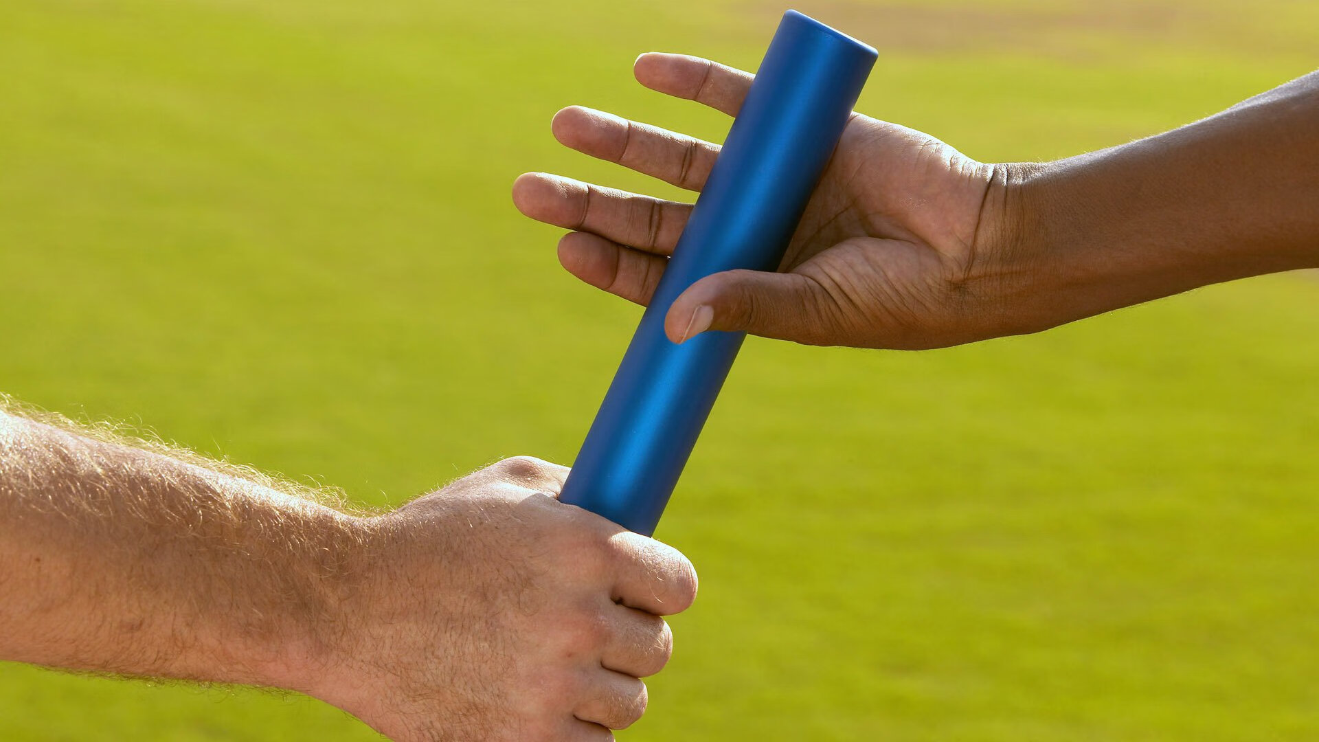 博卡高空球战术失效，拜仁后防稳定，博卡的主场名称是什么